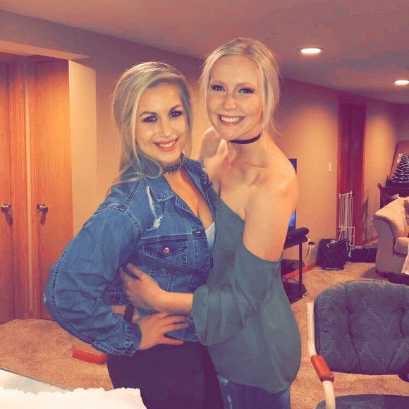 Meet your Posher, Sarah - Picture 3 of 3